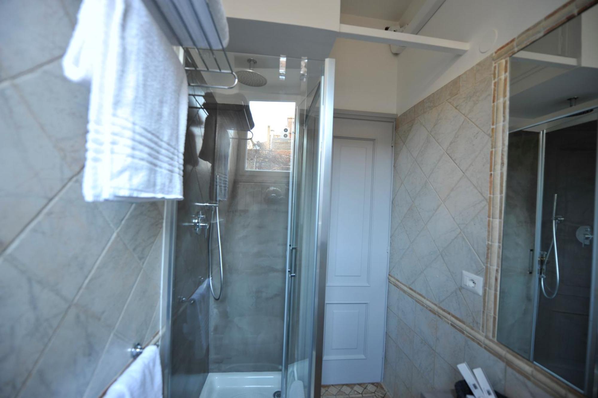 โรม ฟรัตตินา27 Hotel ห้อง รูปภาพ